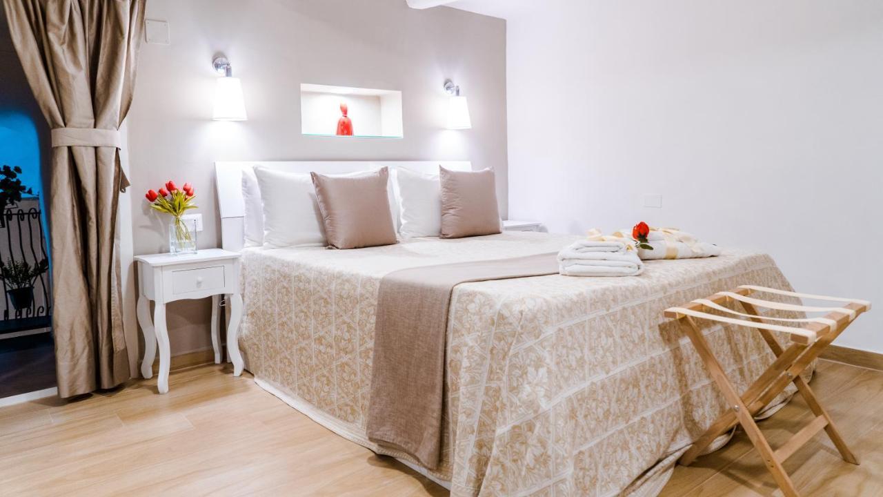 Reginella Duomo Apartment Napoli Eksteriør bilde