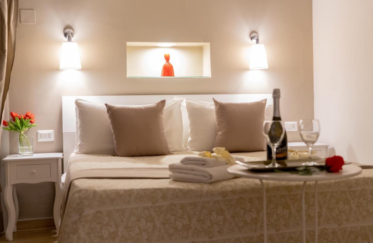 Reginella Duomo Apartment Napoli Eksteriør bilde