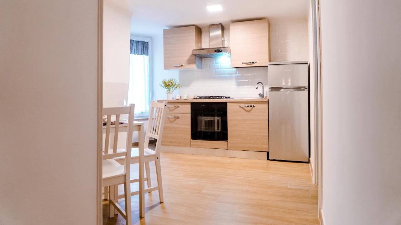 Reginella Duomo Apartment Napoli Eksteriør bilde