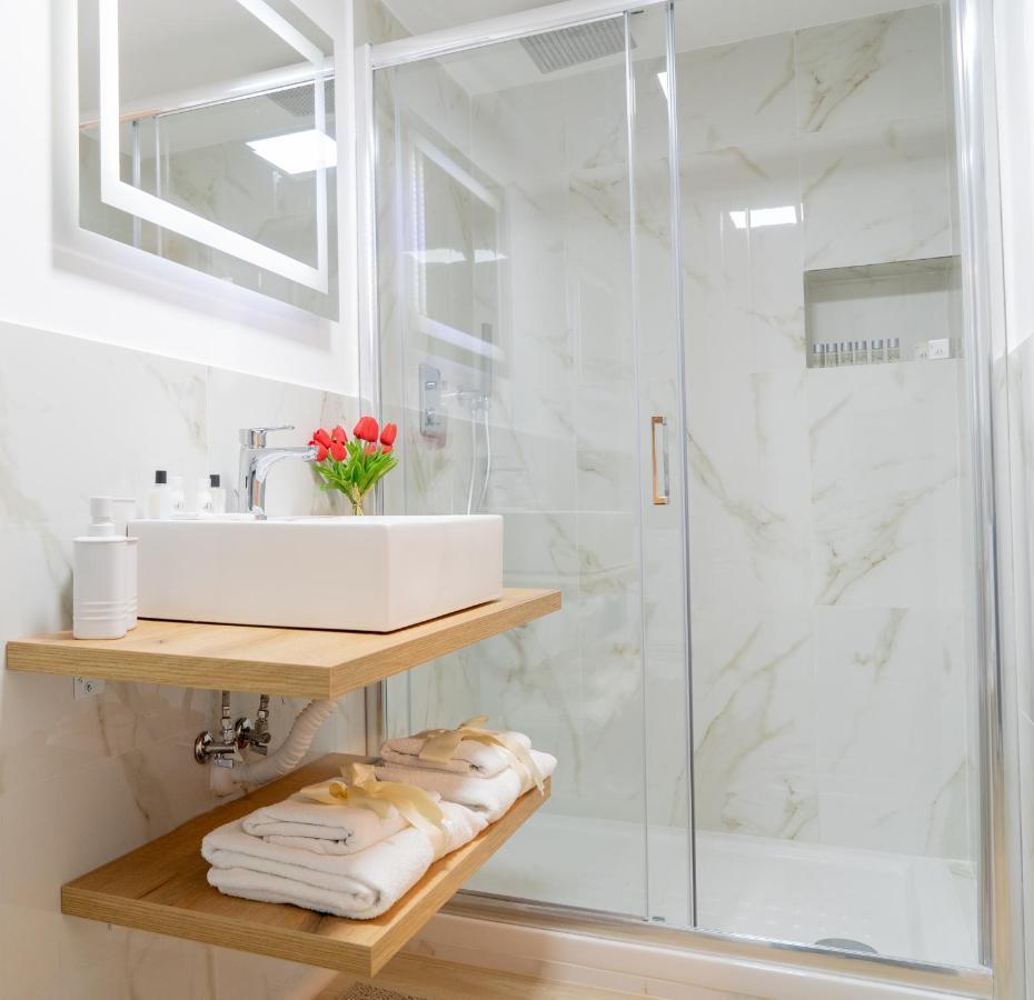 Reginella Duomo Apartment Napoli Eksteriør bilde