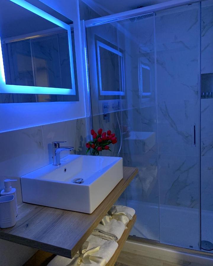Reginella Duomo Apartment Napoli Eksteriør bilde
