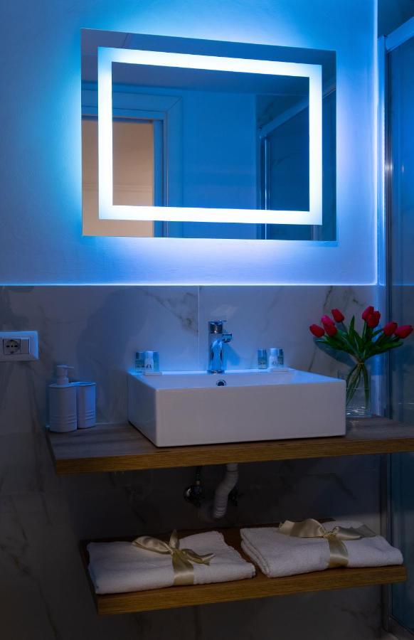 Reginella Duomo Apartment Napoli Eksteriør bilde
